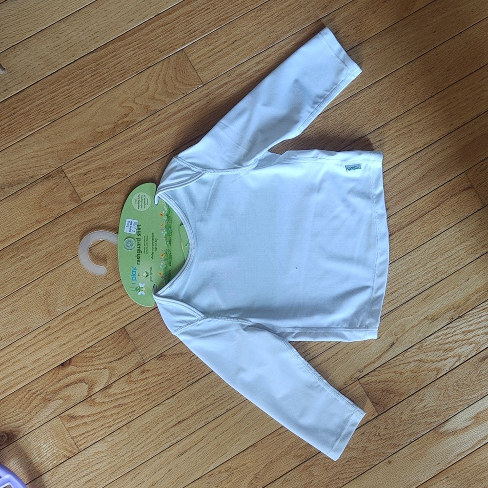 NWTiplay by Greensprouts rashguard shirt with UPF 50+, size 18 mos, color white.